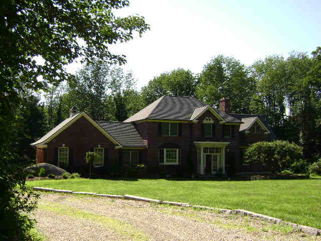 Building photograph for 403 MUNGER LN
